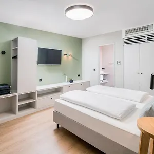 4* Ξενοδοχείο με διαμερίσματα Koos Hotel&apartments -